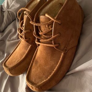 Men size 9 Ugg’s